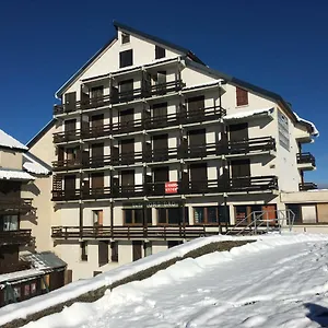 https://appartement-superbagneres.midi-pyreneeshotels.com
